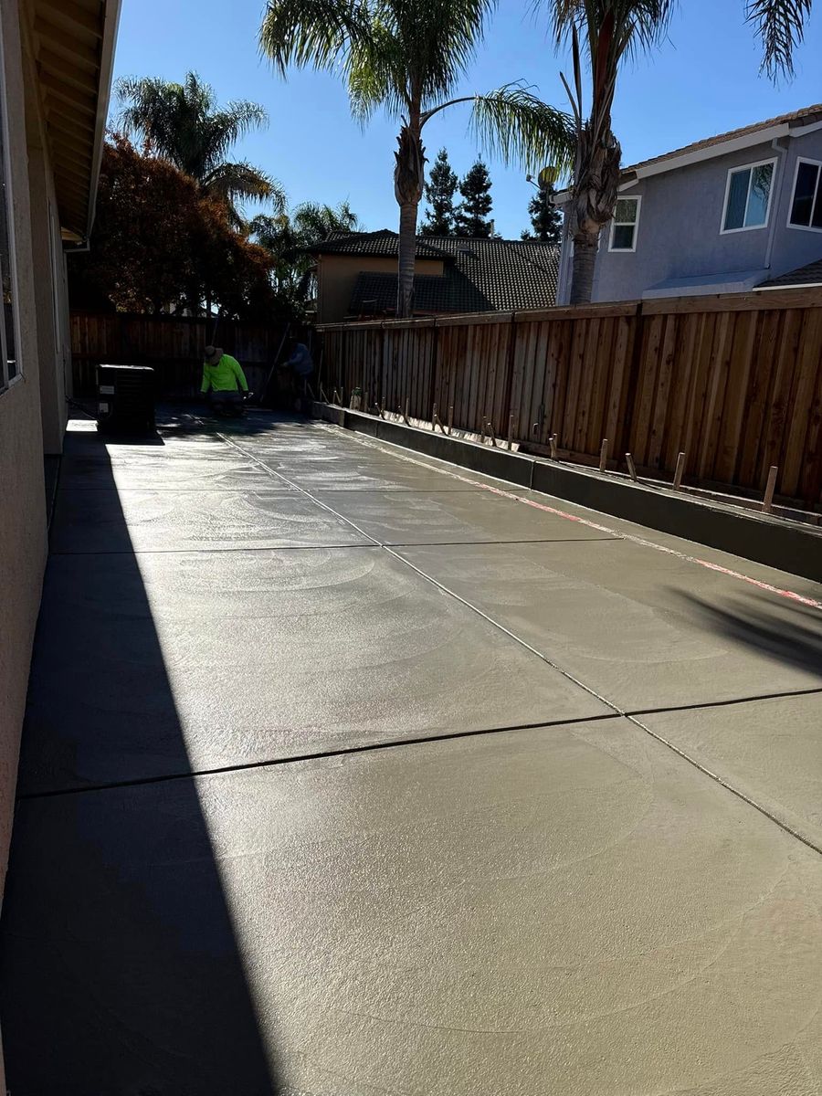 Sidewalk Installation for 4 Seasons Concrete Inc. in Gardena, CA