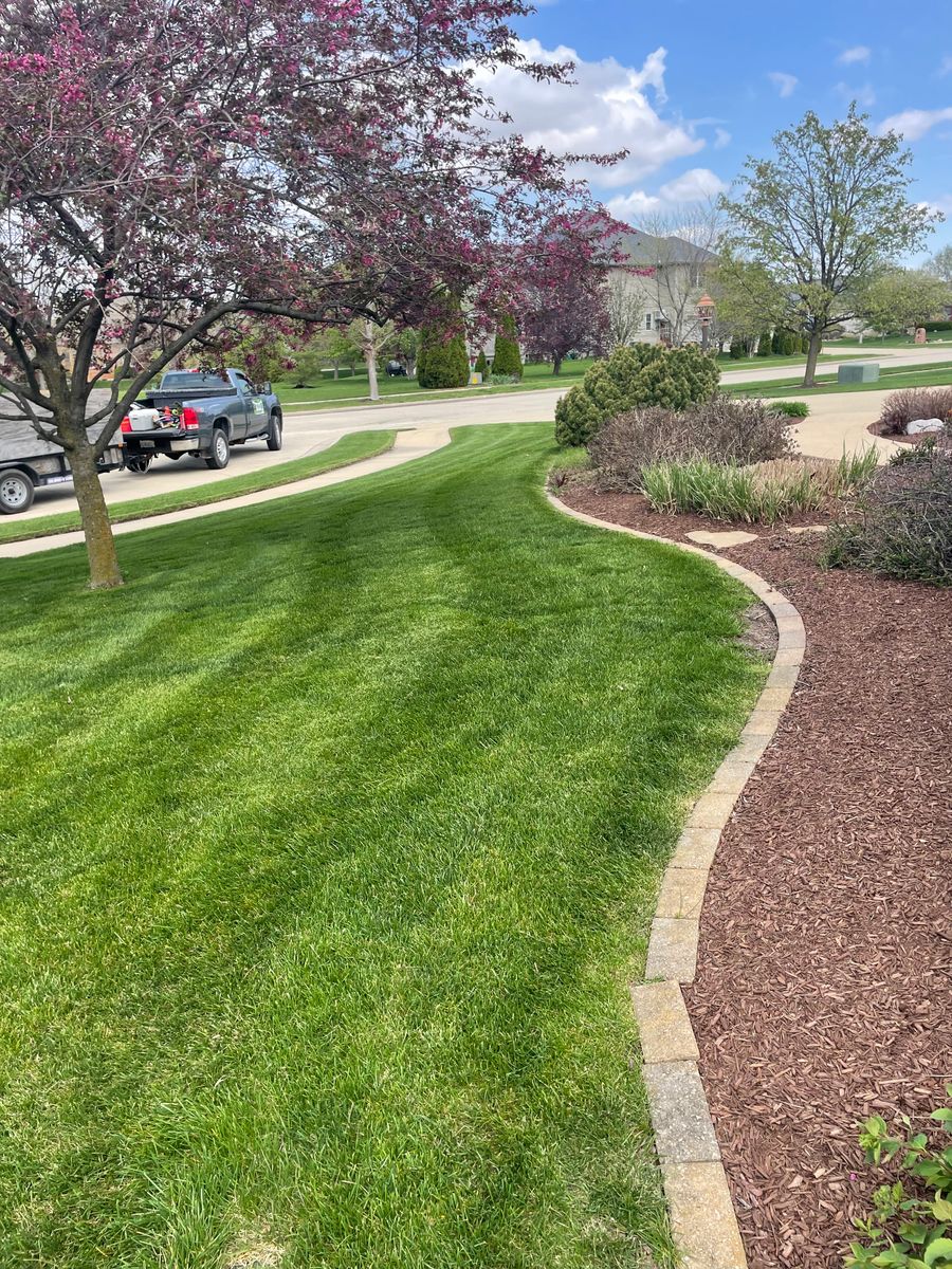 Lawn Maintenance for MDR Landscaping in Urbana, IL