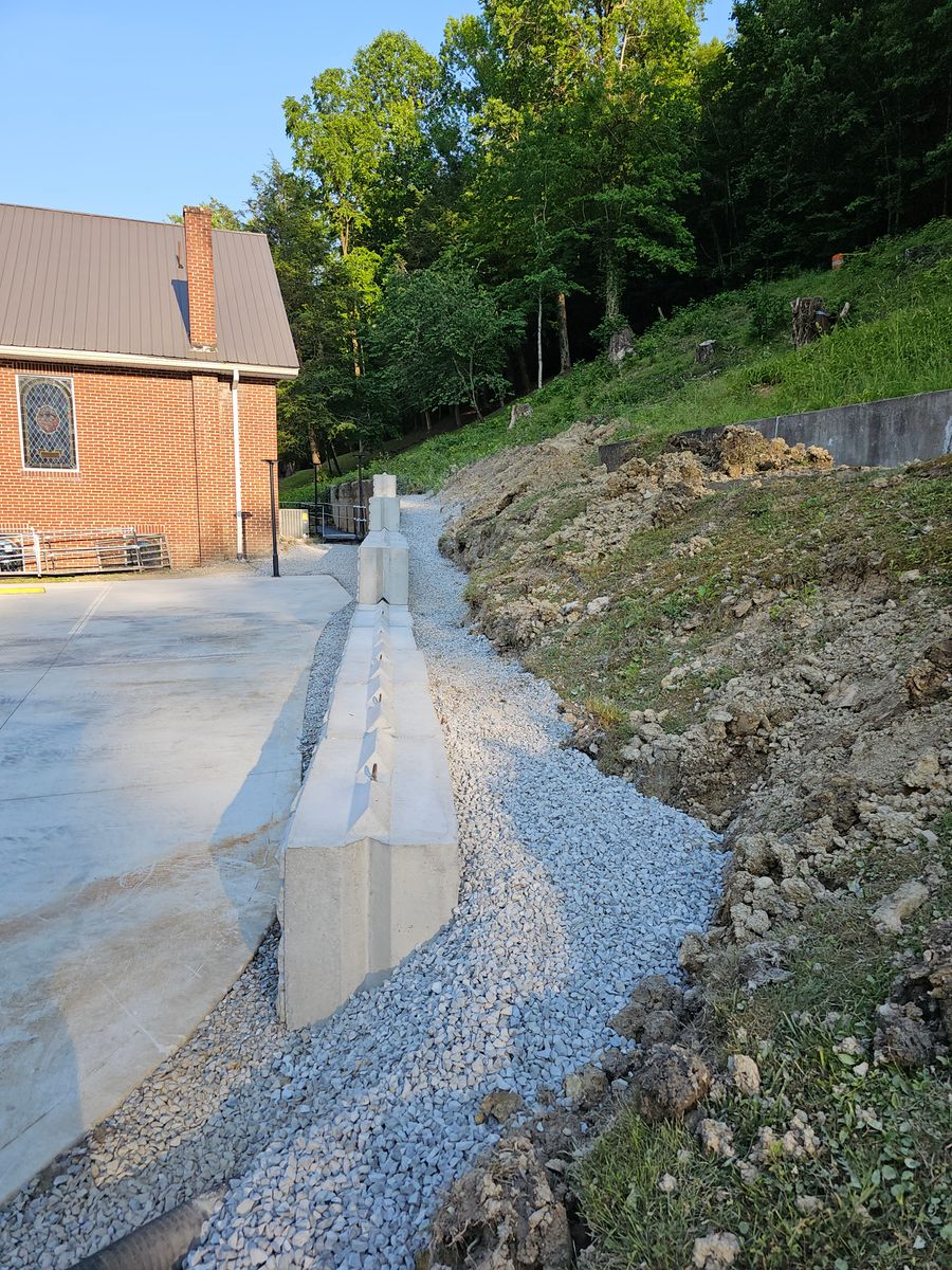 Retaining Walls for Walker Excavation in Tazewell, TN