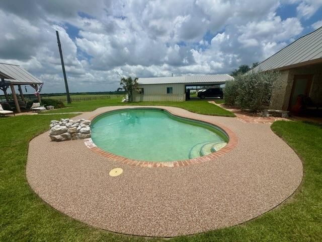 Rubber Stone Overlay for TEX STONE Resin & Epoxy Coatings in Schertz, TX