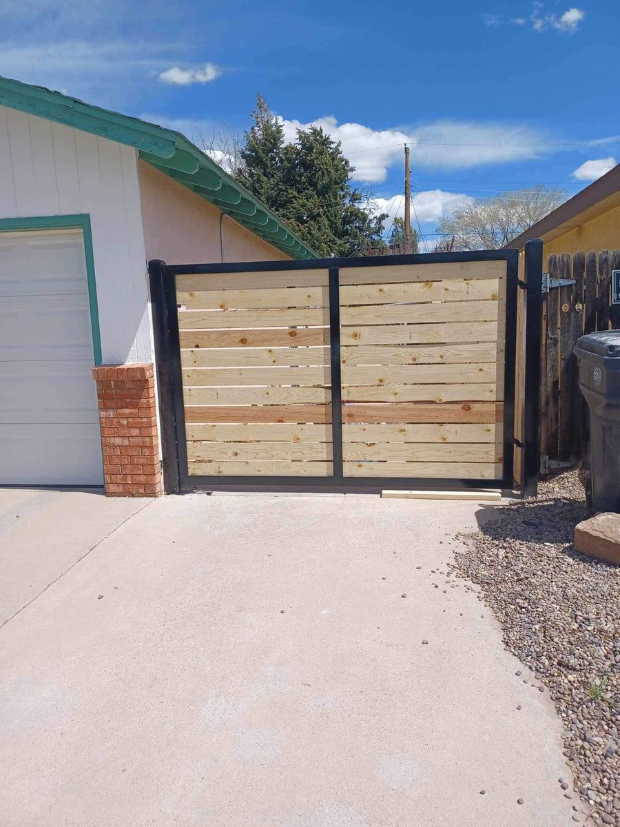 Fencing for MPB Construction LLC in Albuquerque, NM