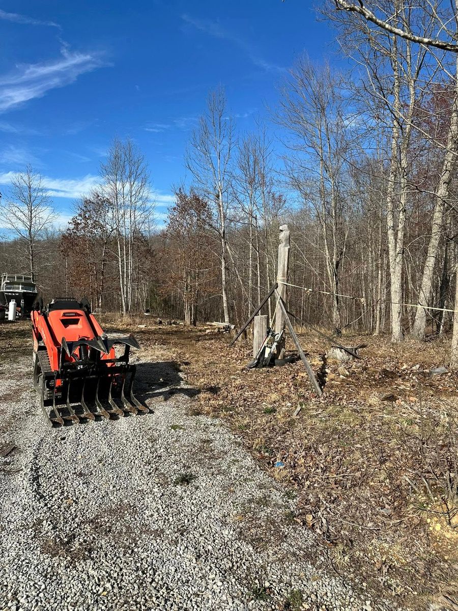 Excavation for Oaks Excavating in Lyles, TN