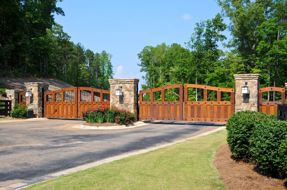 Gate Installation for Fence Connection TX LLC in McKinney, TX