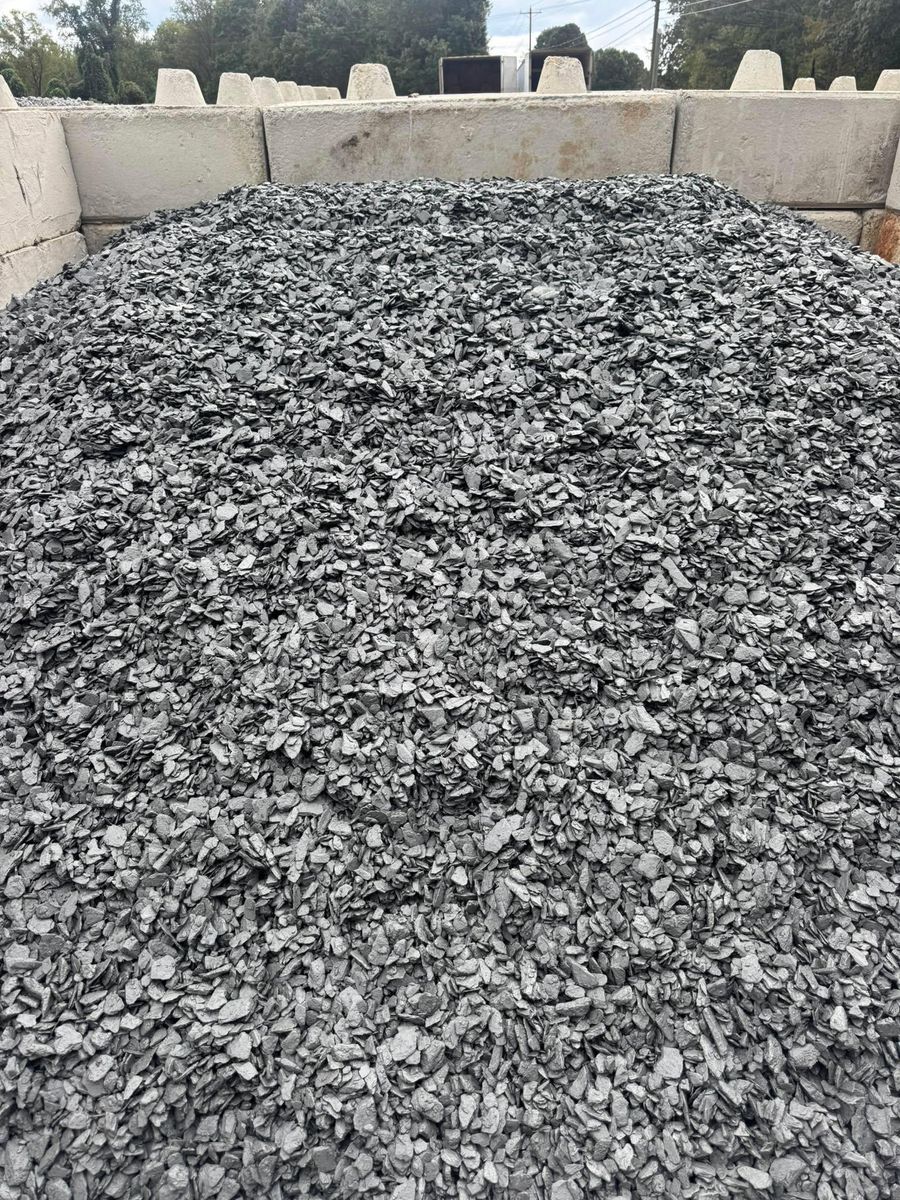 Slate Chips for Stone Trade Of North Georgia in Milton, GA
