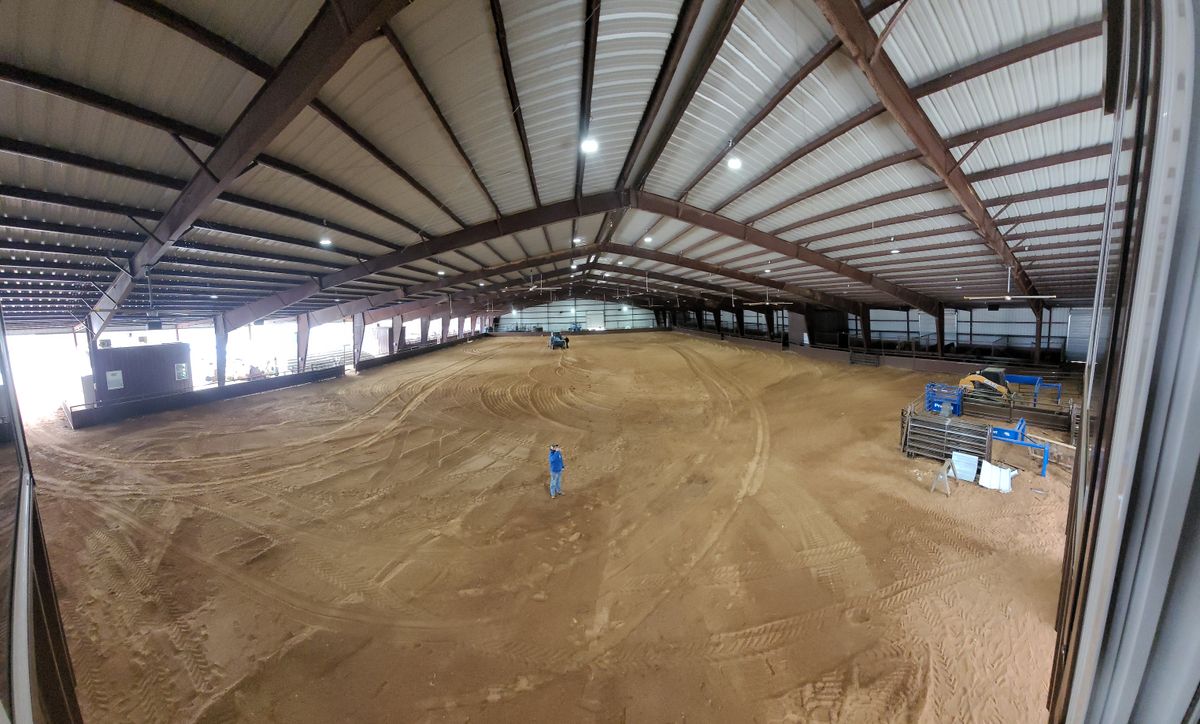 Arena & Barns for Integrity Construction  in Azle, Texas