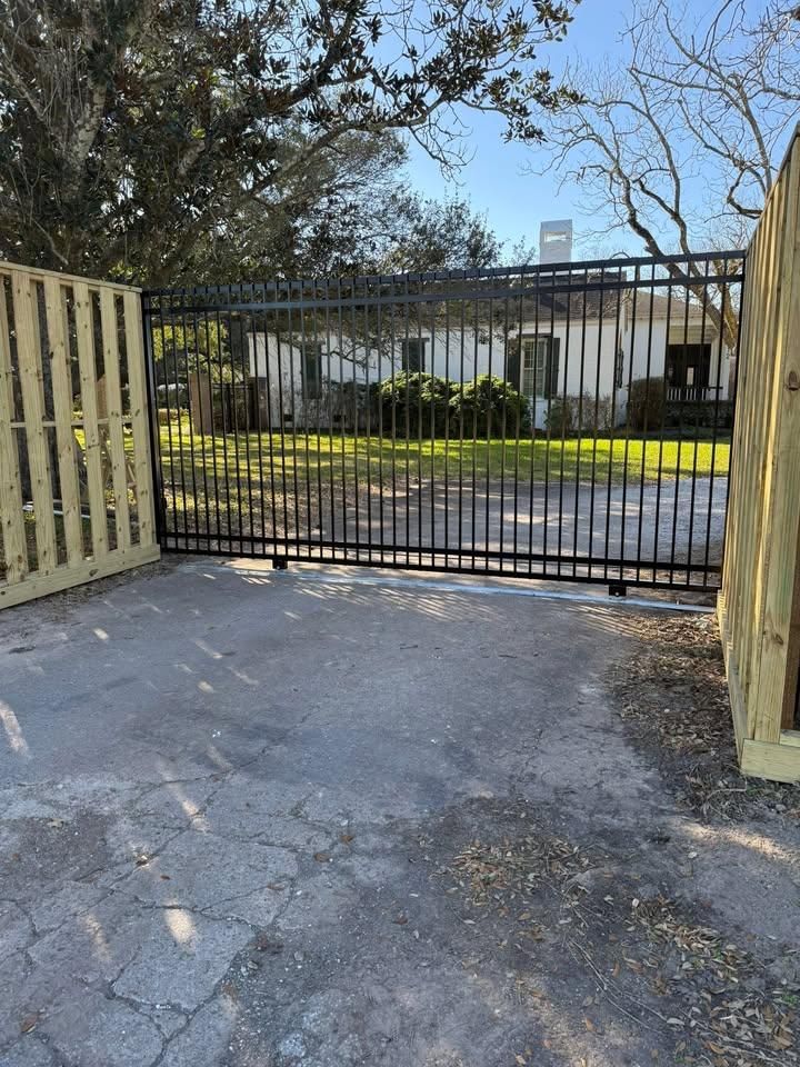 Carpentry for Gordon’s Construction and Remodeling Group in Houston, TX