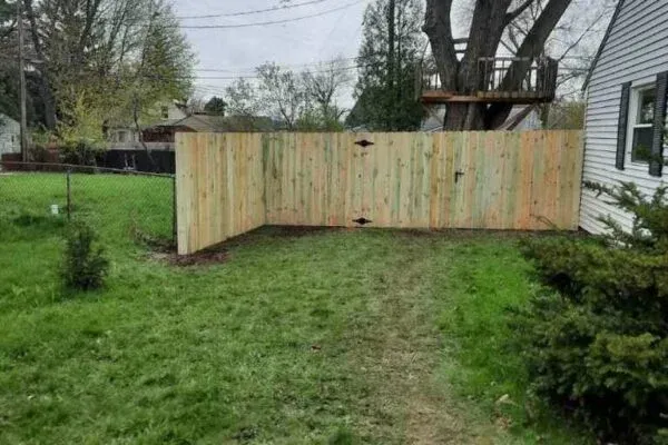 Vinyl Fencing for TMF Services in Lapeer County, MI