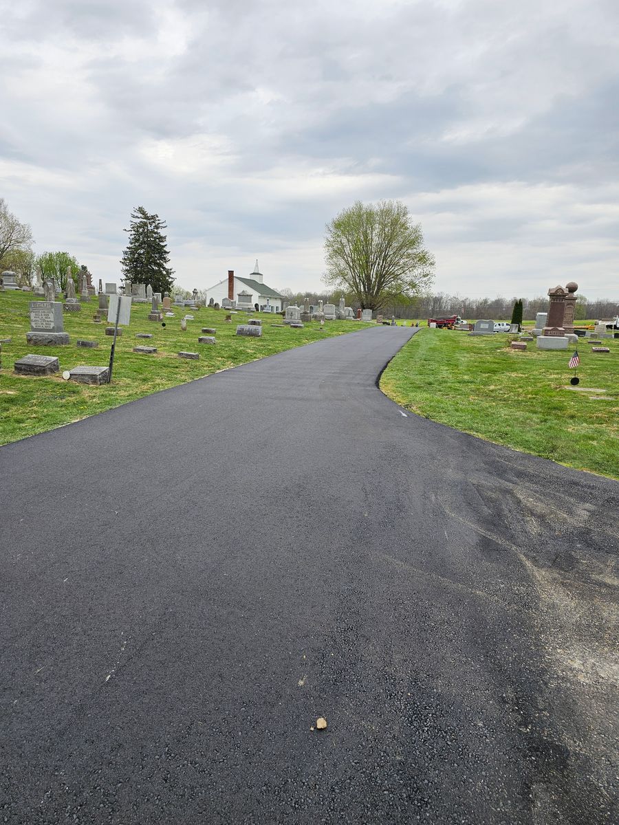 Roadway Paving for Smith's Paving and Sealcoating in Rushville, IN