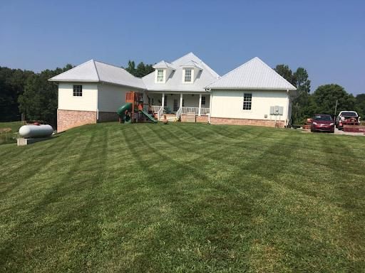 Mowing for Fescue 911 in Ashland City, TN