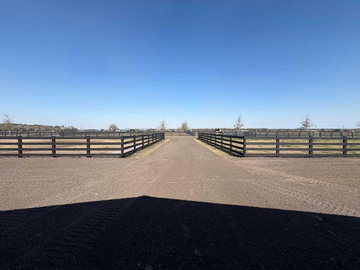 Gravel Driveways & Parking Lots for AL Dirtworks LLC in St. Augustine, FL