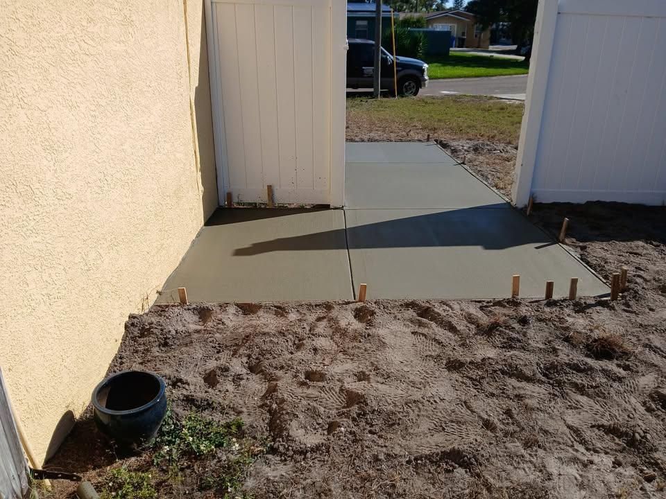 Concrete Slab Construction for Combat Concrete LLC in St. Petersburg, FL