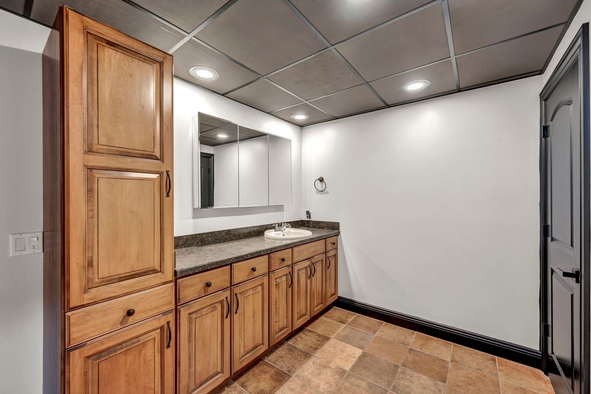 Interior/Exterior Painting for ForeverHome RE in Cleveland, OH