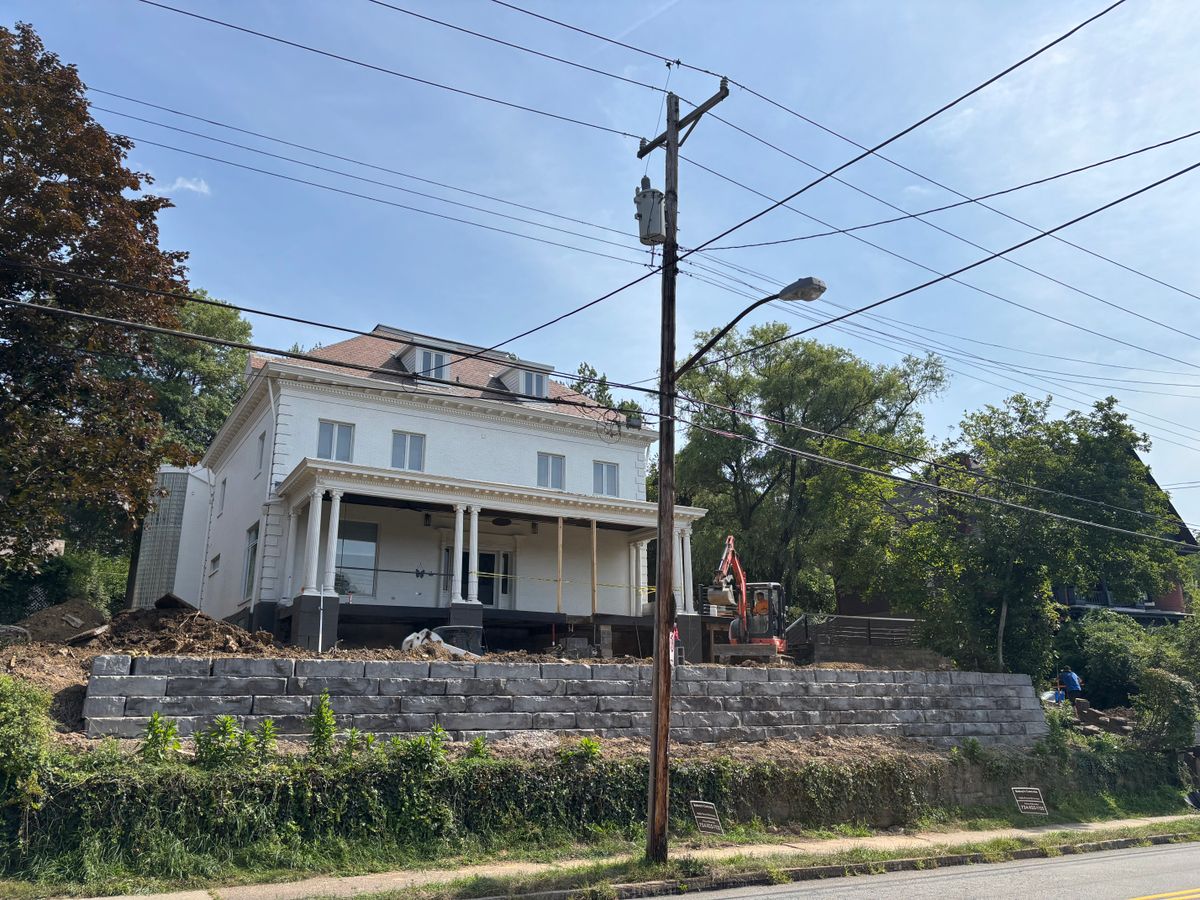 Retaining Wall Construction for Bakey's Concrete and Excavating in Pittsburgh, PA
