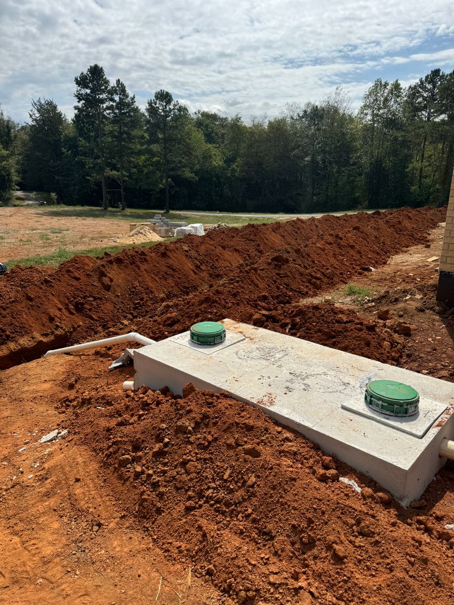 Septic Services for Strange Excavating & Utilities in Lenoir City, TN