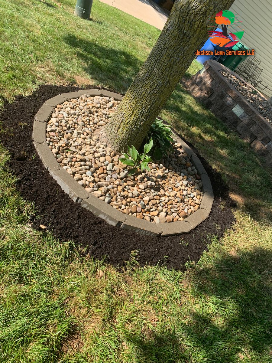 Mulch Installation for Jackson Lawn Services LLC in St Louis, MO