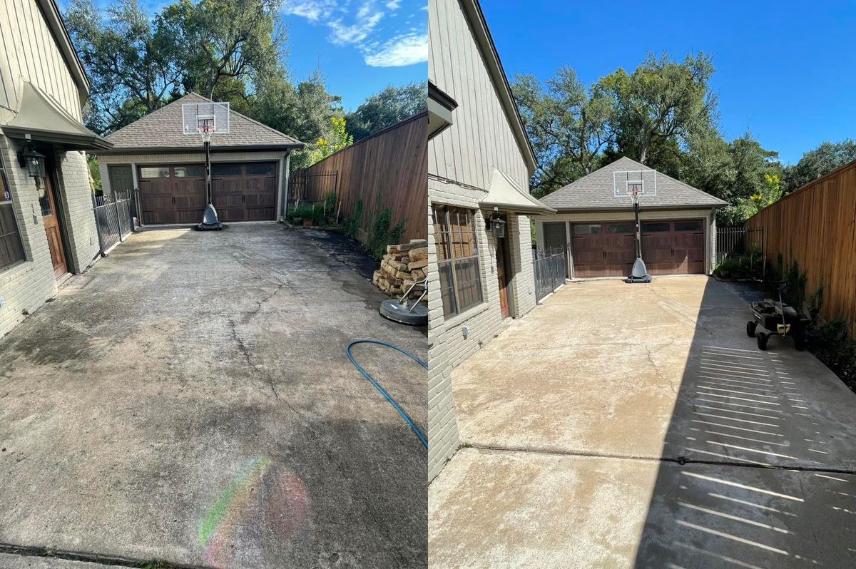 Driveway & Sidewalk Cleaning for CT Power Washing in Houston, Texas