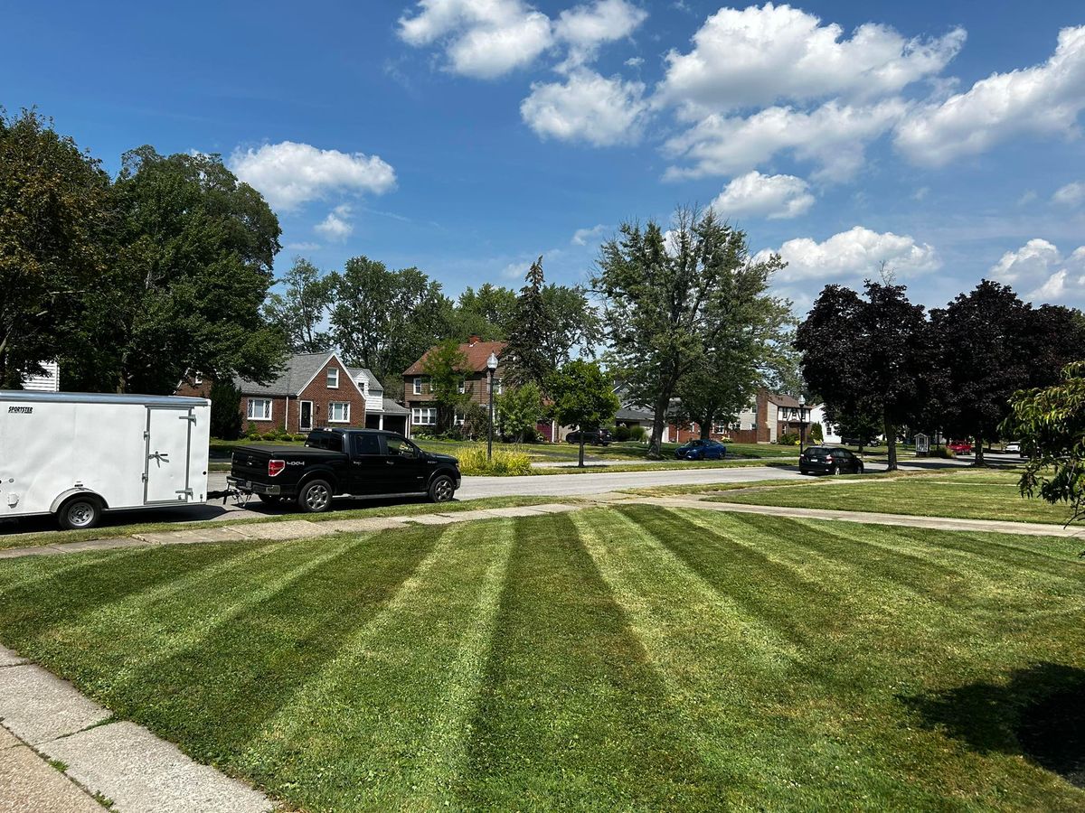 Lawn Maintenance for Leaps Landscaping LLC in Buffalo, NY