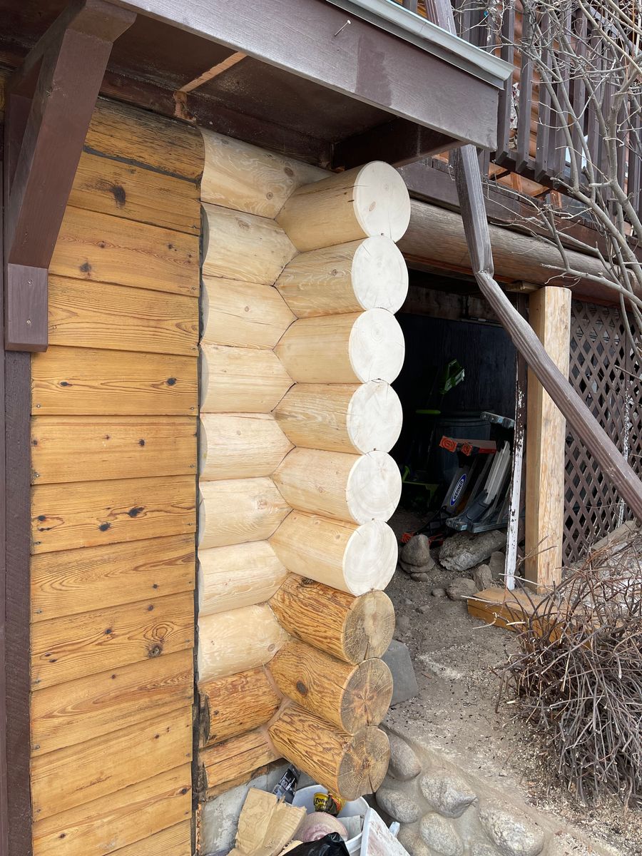 Sanding for Wild West Log home specialists in Corvallis, MT