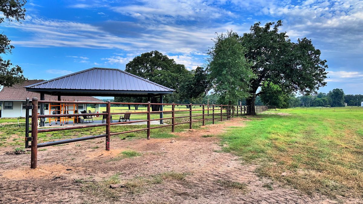 Pipe Fencing for Deans Welding ClayCee Kjeldgaard in Malakoff, TX