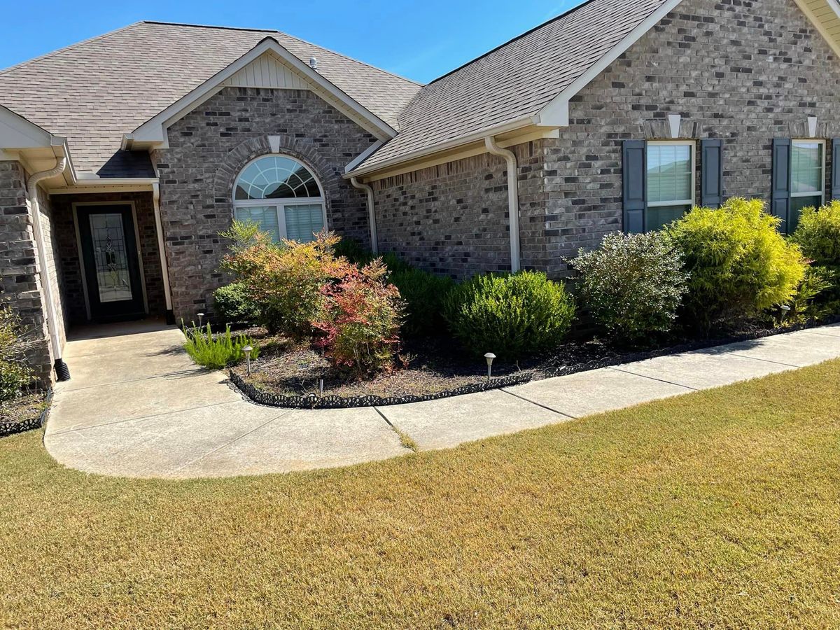 Mulching for Vickers Lawns in Ardmore, Al