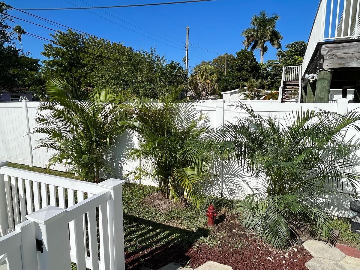 Water Features for Hefty's Helpers in Saint Petersburg,  FL