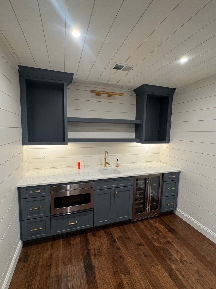 Custom rooms for B Floyd Construction in Knoxville, TN