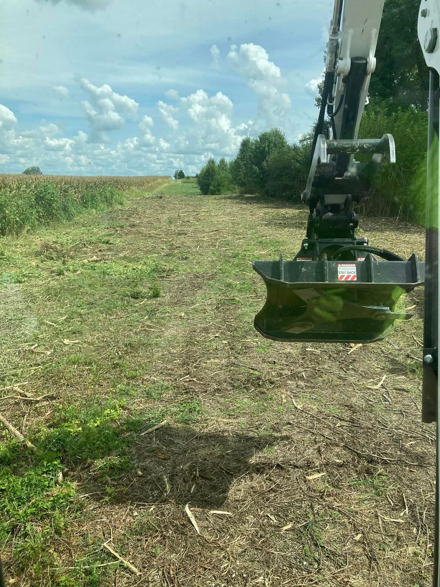 Mulch Installation for SMITHs Tree Service in Columbus, IN