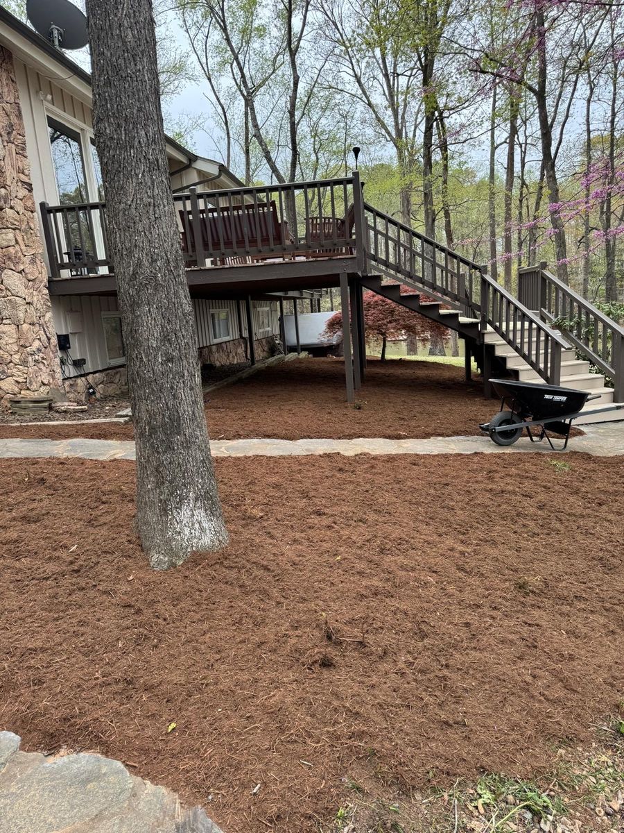 Mulch Installation for Rosales Landscaping LLC in Lake Gaston, North Carolina
