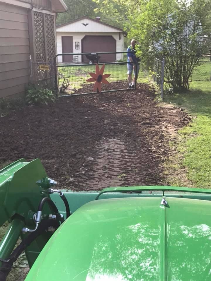 Leveling for Lowden Tractor Services in Greentown, IN