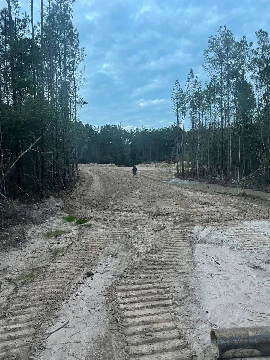 Roadbeds for Deriso Construction in Huffman, TX