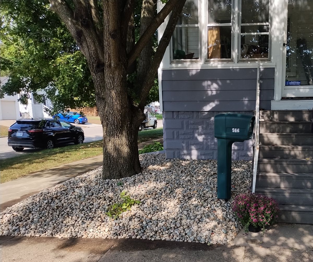 Landscape Installation for Humphries Hardscape - Pavers and Landscaping in Wyandotte, MI