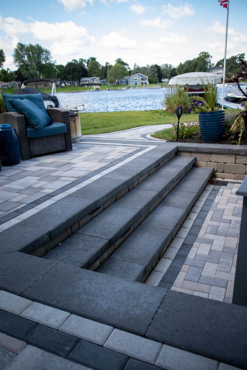 Retaining Wall Installation for Sunstone Construction in  Commerce ,  MI