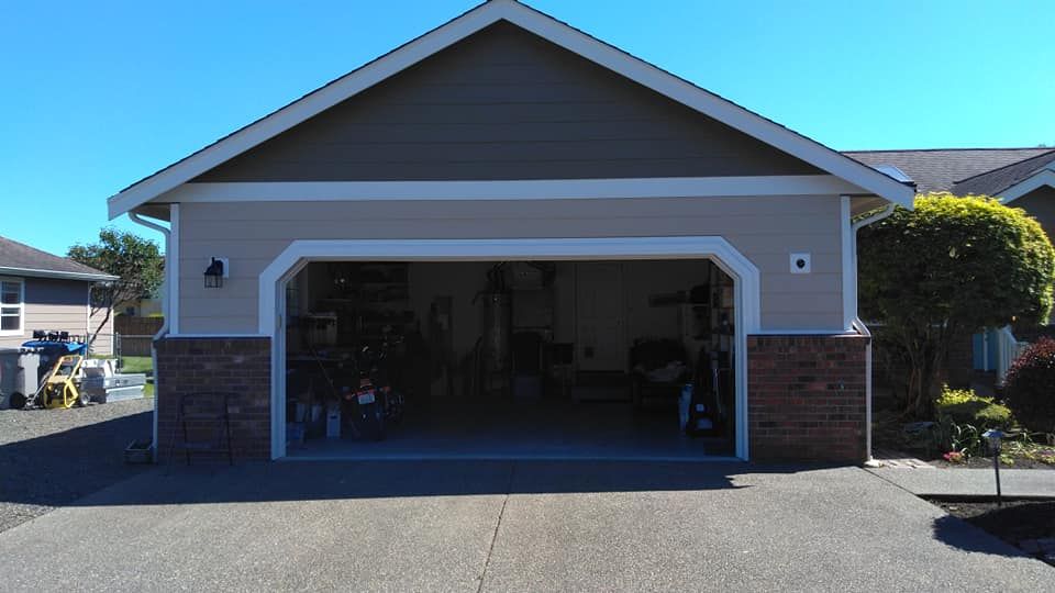 Exterior Painting for Roose Paint & Restoration LLC  in Aberdeen, WA