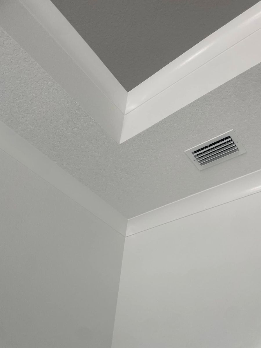 Crown Molding for Rich Construction Services in Parrish, FL