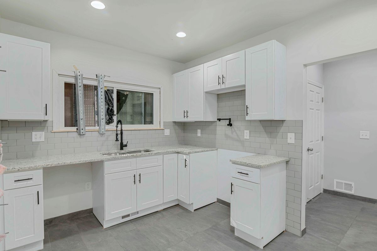 General Contractor for Denson Construction Services in Detroit, MI