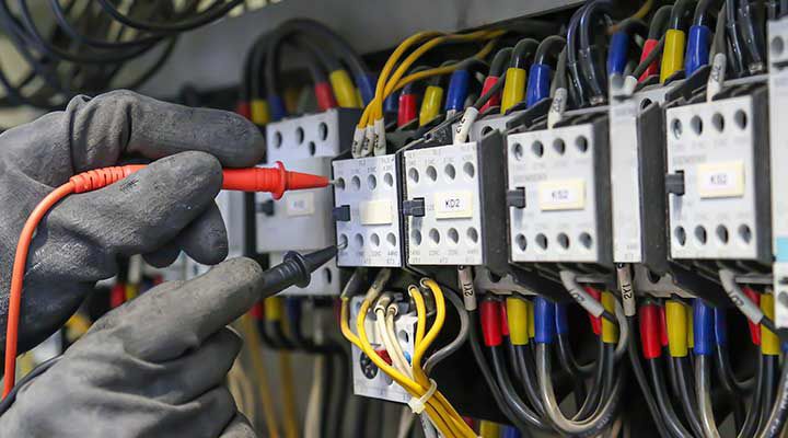 Electrical Works for Guy Fixes in Nashville, TN