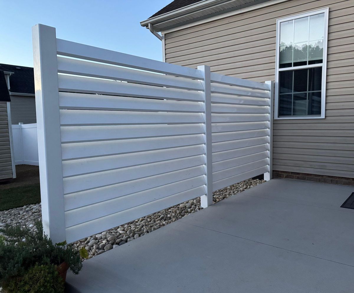 Vinyl Fencing for Tidewater Trim & Deck in Moyock, NC