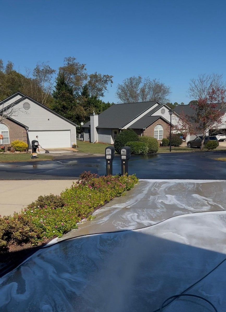 Driveway & Sidewalk Cleaning for JB Applewhite's Pressure Washing in Anderson, SC