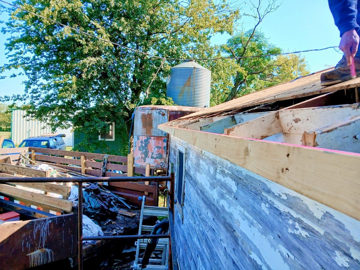 Roofing for Rogers Construction in Mount Vernon, TX