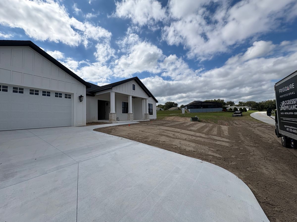 Site Preparation for South Lake Loader Service in Minneola, FL