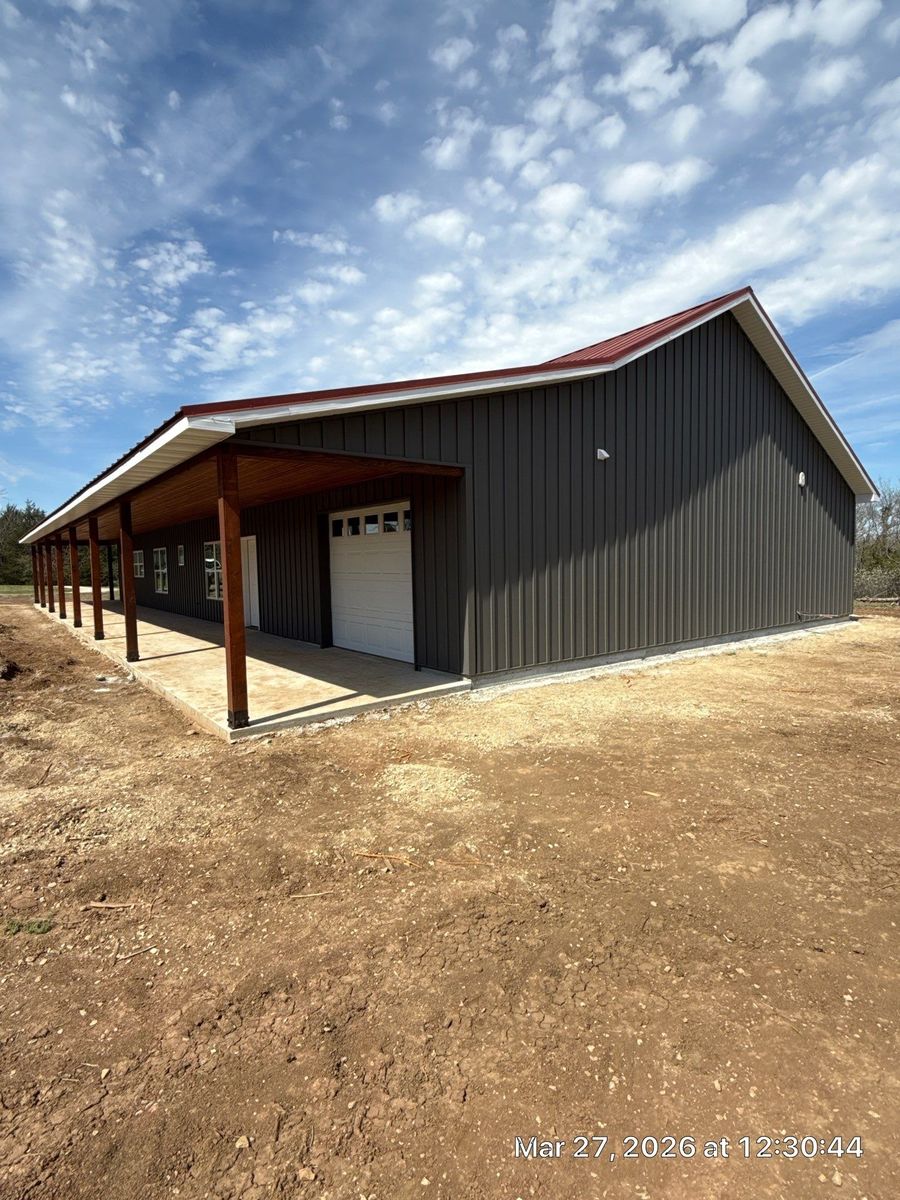 Siding & Roofing for Edgecomb Builders in Ottawa , KS