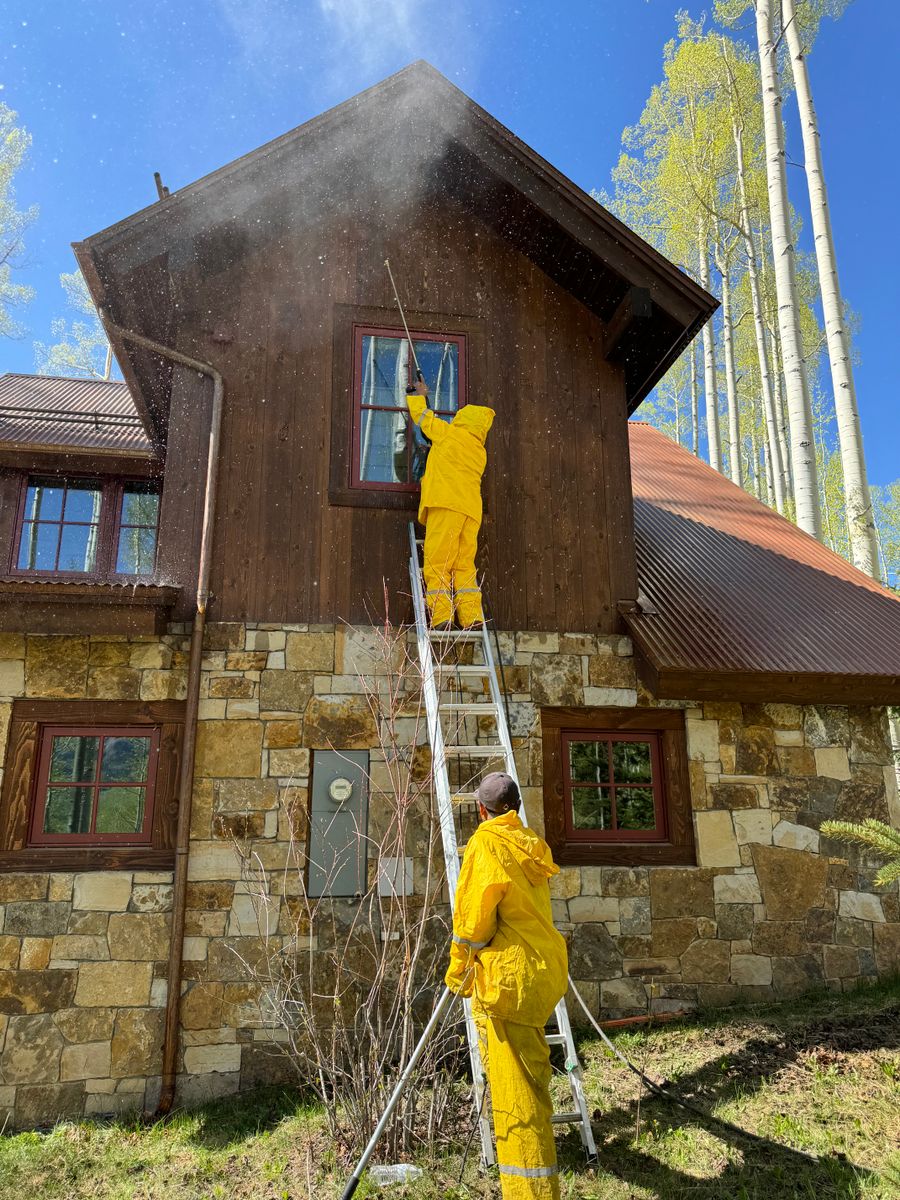 Pressure Washing for Mountain Custom Painters LLC in , 