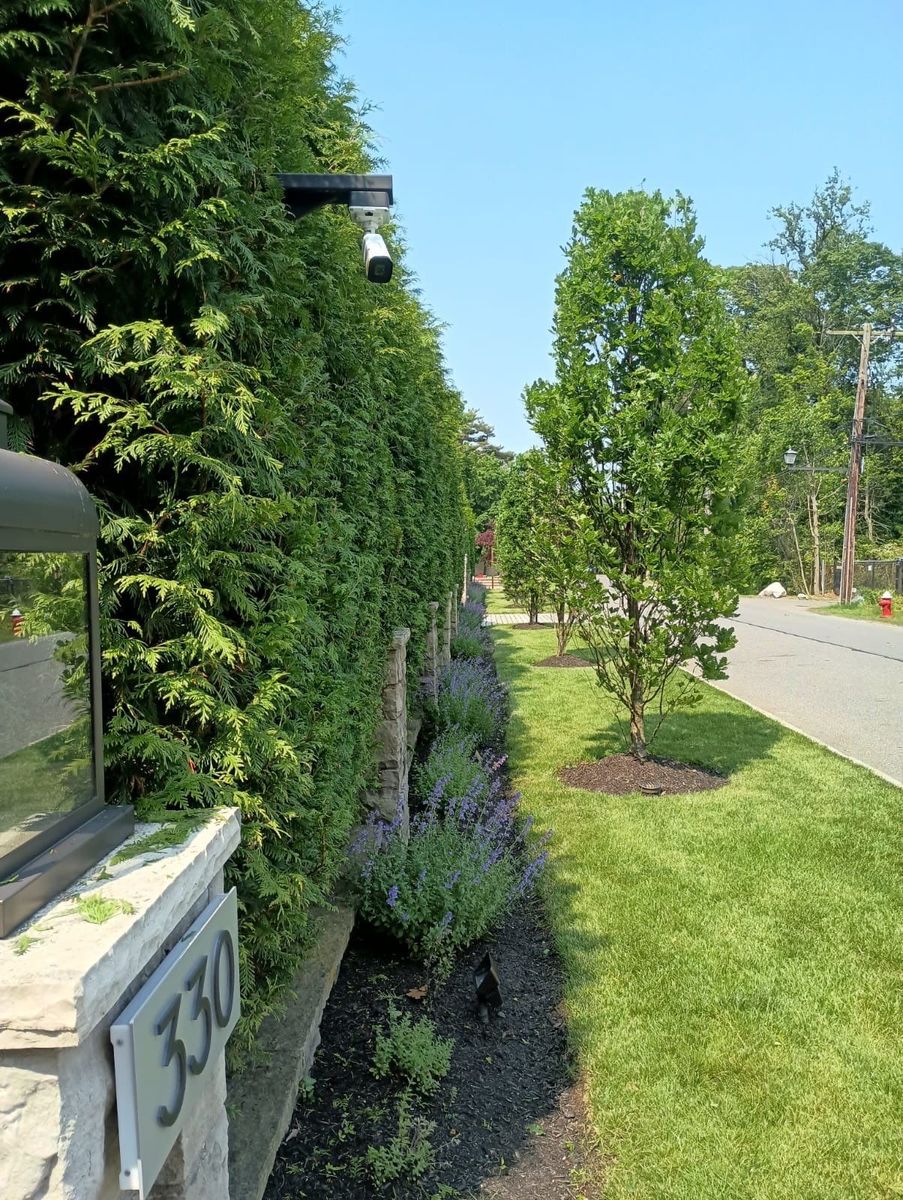 High End Residential Design & Install for Elegant Lawns & Landscaping in Inwood, NY