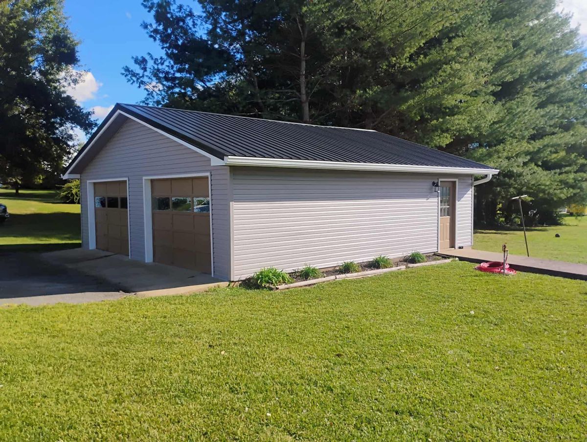 Standing Seam Roofing Systems for KY Gutter Pro & Specialty Roofing Systems in Monticello, KY