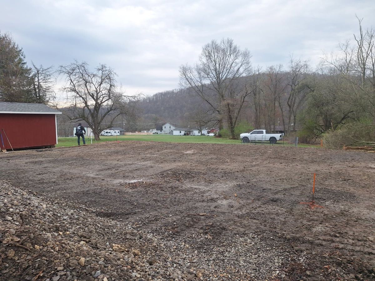 Excavation for Minich Contracting LLC in Marion Center, PA