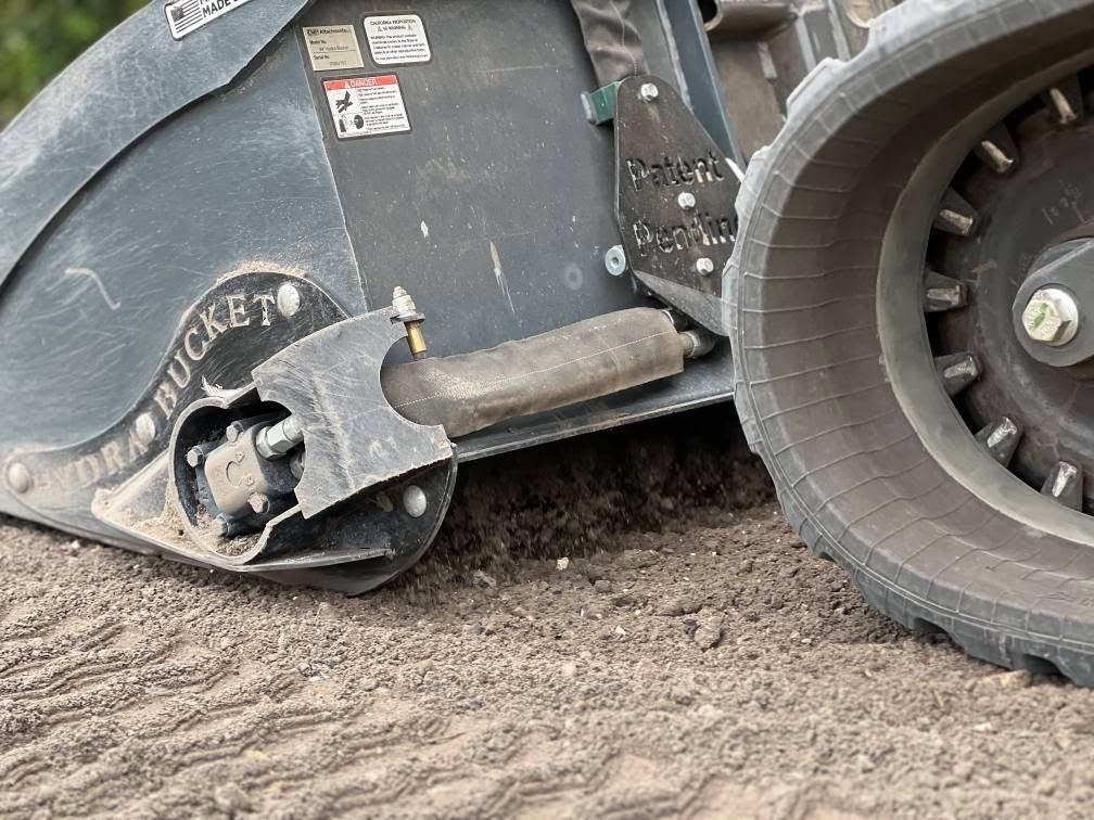Land Grading for Bay Area Bobcat in Riverview, FL