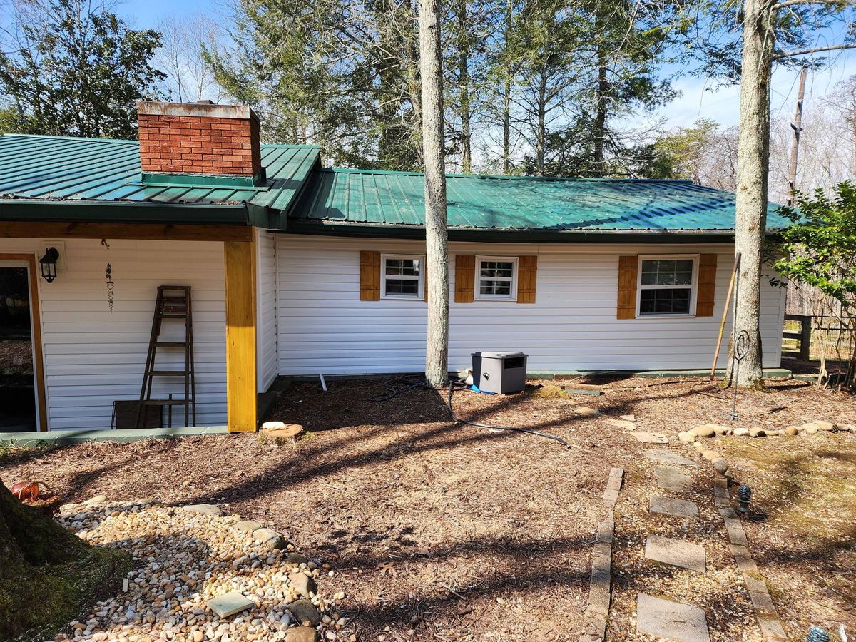 Carpentry for Castaneda Home Services  in Gainesville, GA