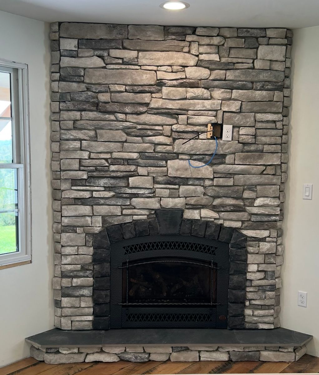 Chimneys & Fireplaces for Accent Stone in Shelocta, PA