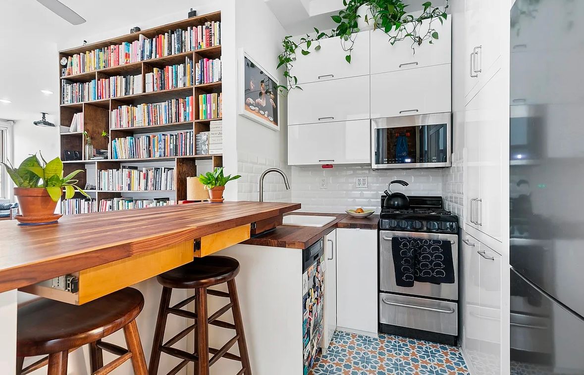 Tiling for Arpi & Alvarado Painting and Repair in Brooklyn, NY