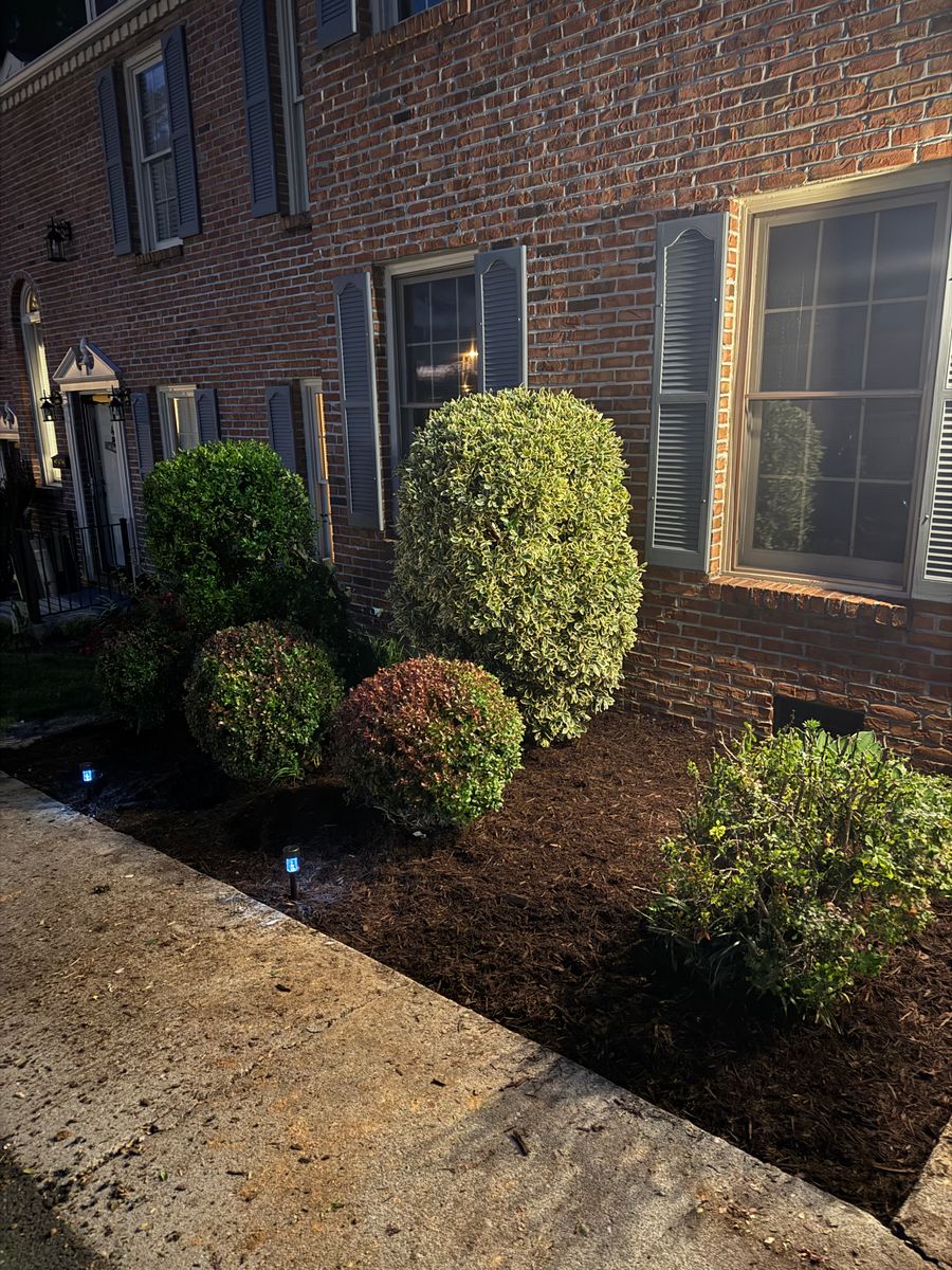 Landscape Design for Legends Lawn Care in Johnson City, TN